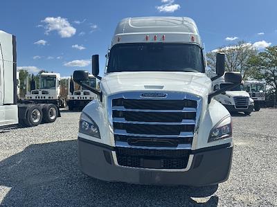 Used 2021 Freightliner Cascadia Detroit DD15AT Semi Truck with Sleeper Cab for sale #EPES21054 - photo 2