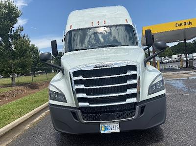 Used 2021 Freightliner Cascadia Detroit DD15AT Semi Truck with Sleeper Cab for sale #EPES21114 - photo 2