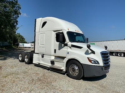 Used 2021 Freightliner Cascadia Detroit DD15AT Semi Truck with Sleeper Cab for sale #EPES21118 - photo 1