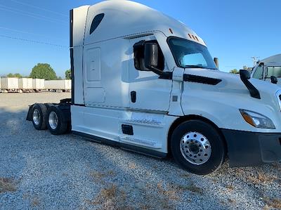 Used 2021 Freightliner Cascadia Detroit DD15AT Semi Truck with Sleeper Cab for sale #EPES21162 - photo 1