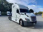 Used 2021 Freightliner Cascadia Detroit DD15AT Semi Truck with Sleeper Cab for sale #EPES21164 - photo 1