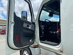 Used 2021 Freightliner Cascadia Detroit DD15AT Semi Truck with Sleeper Cab for sale #EPES21176 - photo 9