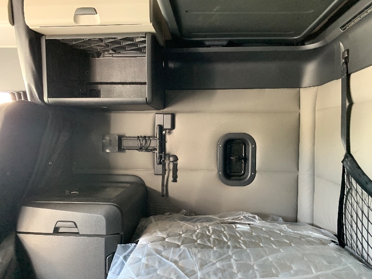 Used 2021 Freightliner Cascadia - photo 20