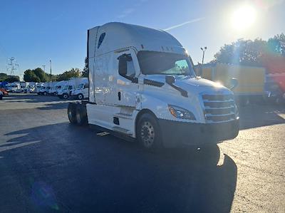 Used 2021 Freightliner Cascadia Detroit DD15AT Semi Truck with Sleeper Cab for sale #EPES21222 - photo 1