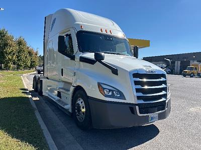 Used 2021 Freightliner Cascadia Detroit DD15AT Semi Truck with Sleeper Cab for sale #EPES21248 - photo 1