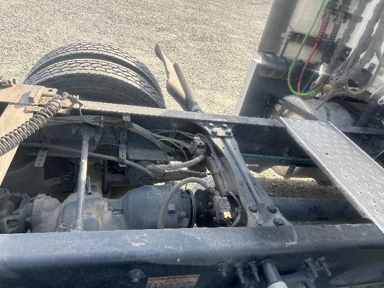 Used 2021 Freightliner Cascadia - photo 25