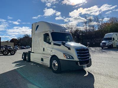 Used 2021 Freightliner Cascadia Detroit DD15AT Semi Truck with Sleeper Cab for sale #EPES21277 - photo 1