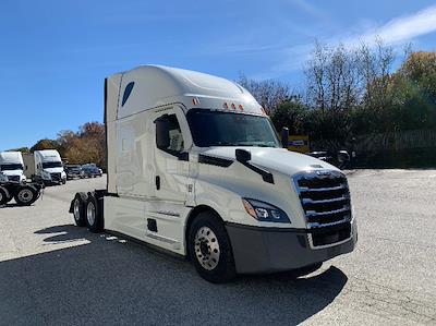 Used 2021 Freightliner Cascadia Detroit DD15AT Semi Truck with Sleeper Cab for sale #EPES21280 - photo 1