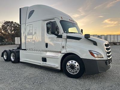 Used 2021 Freightliner Cascadia Detroit DD15AT Semi Truck with Sleeper Cab for sale #EPES21284 - photo 1