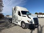 Used 2021 Freightliner Cascadia Detroit DD15AT Semi Truck with Sleeper Cab for sale #EPES21285 - photo 1