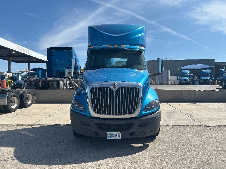 Used 2019 International RH - photo 2