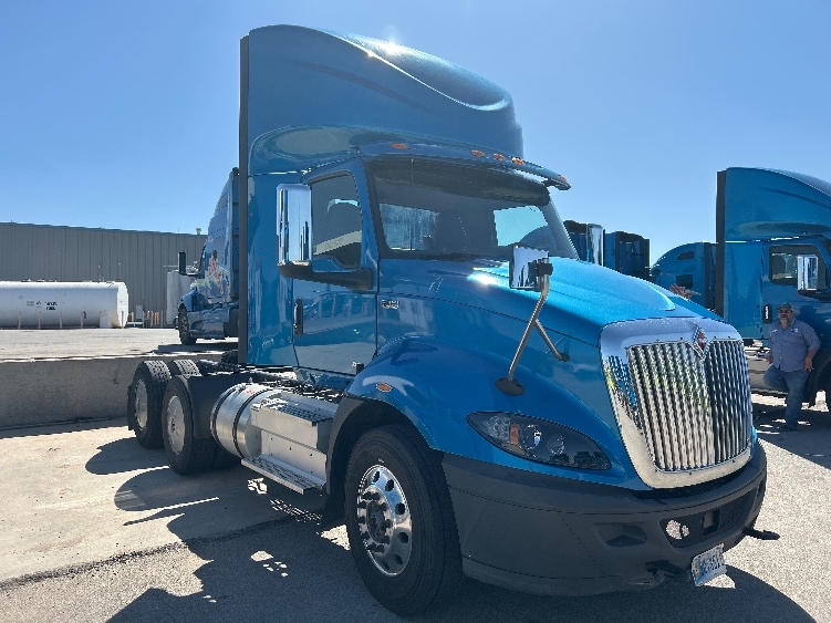 Used 2019 International RH - photo 1