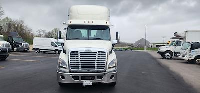 Used 2018 Freightliner Cascadia Detroit DD13 Semi Truck for sale #M217267 - photo 2