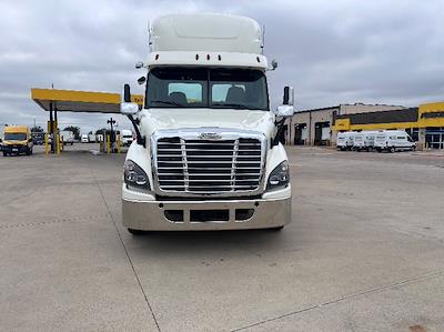 Used 2018 Freightliner Cascadia Detroit DD13 Semi Truck for sale #M217277 - photo 2