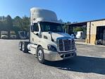 Used 2018 Freightliner Cascadia Detroit DD13 Semi Truck for sale #M217280 - photo 1