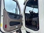 Used 2018 Freightliner Cascadia Detroit DD13 Semi Truck for sale #M217286 - photo 9