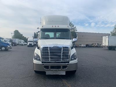 Used 2018 Freightliner Cascadia Detroit DD13 Semi Truck for sale #M217300 - photo 2