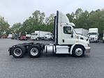 Used 2018 Freightliner Cascadia Detroit DD13 Semi Truck for sale #M217304 - photo 7