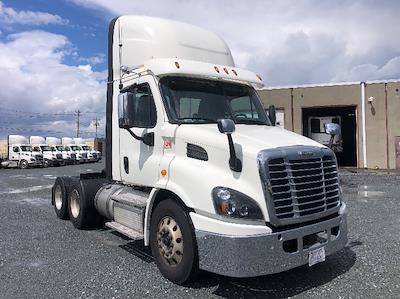 Used 2018 Freightliner Cascadia Detroit DD13 Semi Truck for sale #M217308 - photo 1