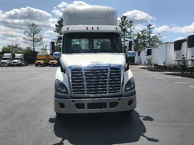 Used 2018 Freightliner Cascadia Detroit DD13 Semi Truck for sale #M217311 - photo 2