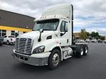 Used 2018 Freightliner Cascadia Detroit DD13 Semi Truck for sale #M217315 - photo 3