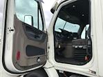 Used 2018 Freightliner Cascadia Detroit DD13 Semi Truck for sale #M217315 - photo 9