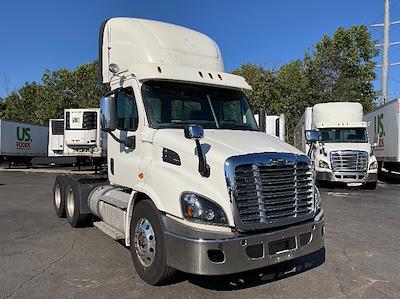 Used 2018 Freightliner Cascadia Detroit DD13 Semi Truck for sale #M217316 - photo 1