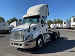 Used 2018 Freightliner Cascadia Detroit DD13 Semi Truck for sale #M217316 - photo 3