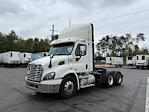 Used 2018 Freightliner Cascadia Detroit DD13 Semi Truck for sale #M217317 - photo 3