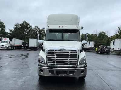 Used 2018 Freightliner Cascadia Detroit DD13 Semi Truck for sale #M217318 - photo 2