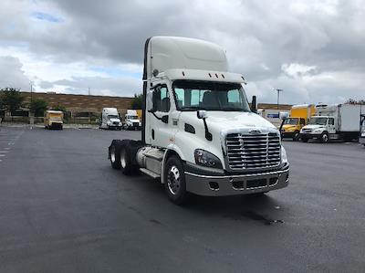 Used 2018 Freightliner Cascadia Detroit DD13 Semi Truck for sale #M217321 - photo 1