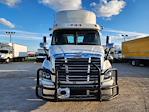 Used 2018 Freightliner Cascadia Detroit DD13 Semi Truck for sale #M217338 - photo 2