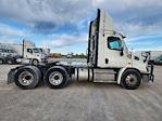 Used 2018 Freightliner Cascadia Detroit DD13 Semi Truck for sale #M217338 - photo 8