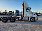 Used 2018 Freightliner Cascadia Detroit DD13 Semi Truck for sale #M217347 - photo 15