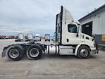 Used 2018 Freightliner Cascadia Detroit DD13 Semi Truck for sale #M217351 - photo 8