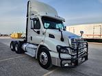 Used 2018 Freightliner Cascadia Detroit DD13 Semi Truck for sale #M217353 - photo 1