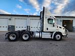 Used 2018 Freightliner Cascadia Detroit DD13 Semi Truck for sale #M217354 - photo 8