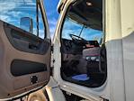 Used 2018 Freightliner Cascadia Detroit DD13 Semi Truck for sale #M217356 - photo 9
