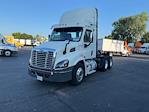 Used 2018 Freightliner Cascadia Detroit DD13 Semi Truck for sale #M217364 - photo 3