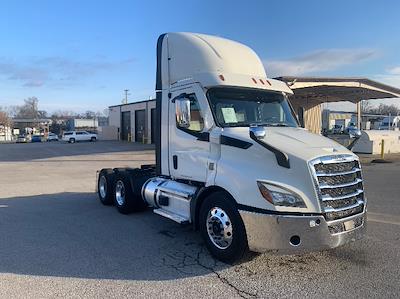 Used 2021 Freightliner Cascadia Detroit DD13 Semi Truck for sale #M220016 - photo 1