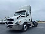 Used 2021 Freightliner Cascadia Detroit DD13 Semi Truck for sale #M220024 - photo 3
