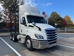 Used 2021 Freightliner Cascadia Detroit DD13 Semi Truck for sale #M220029 - photo 2