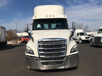 Used 2021 Freightliner Cascadia Detroit DD13 Semi Truck for sale #M220031 - photo 2