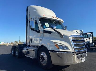 Used 2021 Freightliner Cascadia Detroit DD13 Semi Truck for sale #M220034 - photo 1