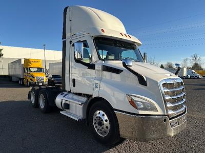 Used 2021 Freightliner Cascadia Detroit DD13 Semi Truck for sale #M220059 - photo 1