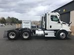 Used 2021 Freightliner Cascadia Detroit DD13 Semi Truck for sale #M220077 - photo 8