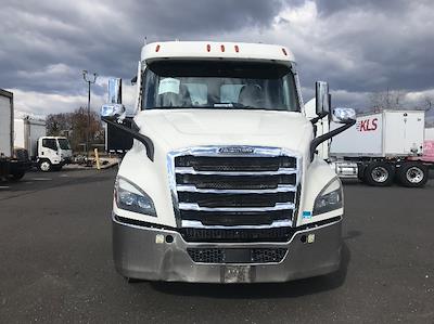 Used 2021 Freightliner Cascadia Detroit DD13 Semi Truck for sale #M220079 - photo 2