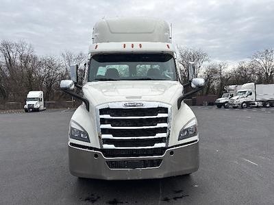 Used 2021 Freightliner Cascadia Detroit DD13 Semi Truck for sale #M220082 - photo 2
