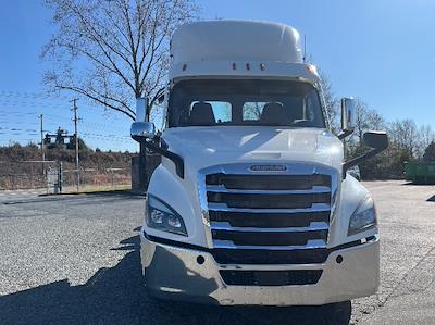 Used 2021 Freightliner Cascadia Detroit DD13 Semi Truck for sale #M220111 - photo 2