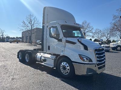 Used 2021 Freightliner Cascadia Detroit DD13 Semi Truck for sale #M220117 - photo 1